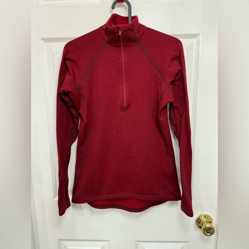 Patagonia red performance base layer capilene XS outdoor Gorpcore granola girl